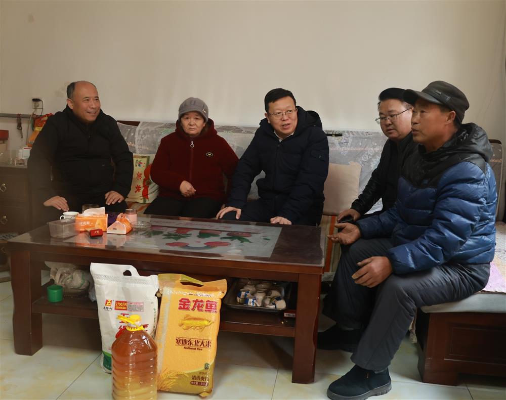 新春送溫暖 幫扶顯擔當！ 濟南產(chǎn)發(fā)集團走訪慰問“第一書記”幫扶村